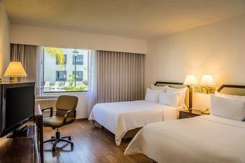 Fiesta Inn Monterrey La Fe Hotel