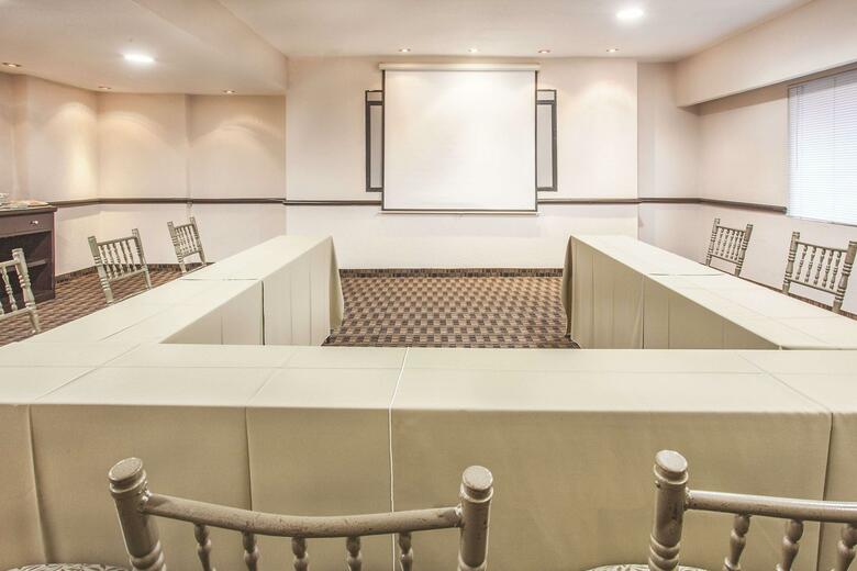 Hotel Fiesta Inn Monterrey Norte