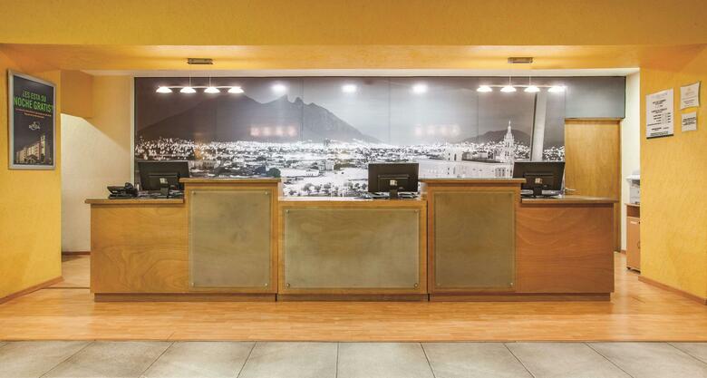 Hotel Fiesta Inn Monterrey Norte