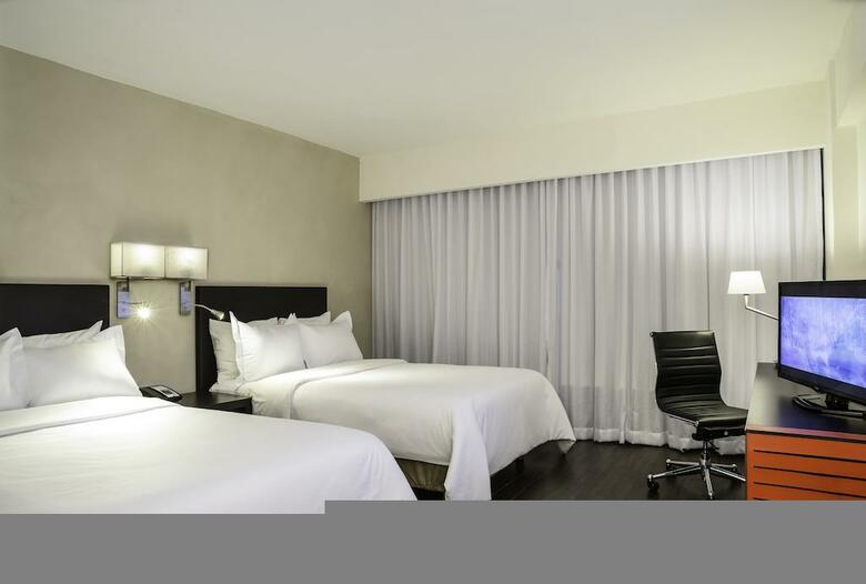 Hotel Fiesta Inn Monterrey Valle