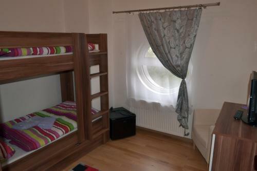 Hostal Penzi�n Terra Banensium