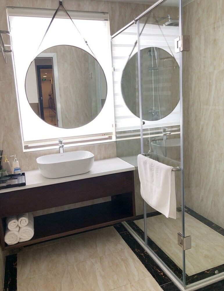 Diamond Luxury Hotel