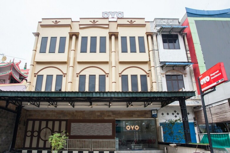 Hotel Oyo 1585 Ring Road Residence