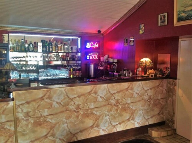 Hotel Le Roches De Merry