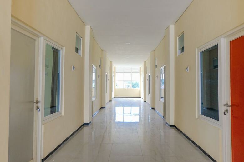 Hostal Oyo 1468 Sm House