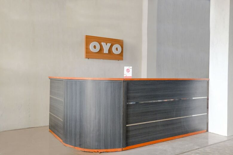 Hostal Oyo 1468 Sm House