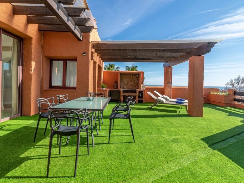 Apartamentos La Alzambra Duplex Penthouse Sea Views