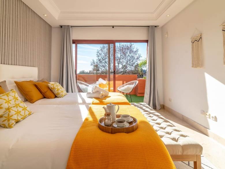 Apartamentos La Alzambra Duplex Penthouse Sea Views