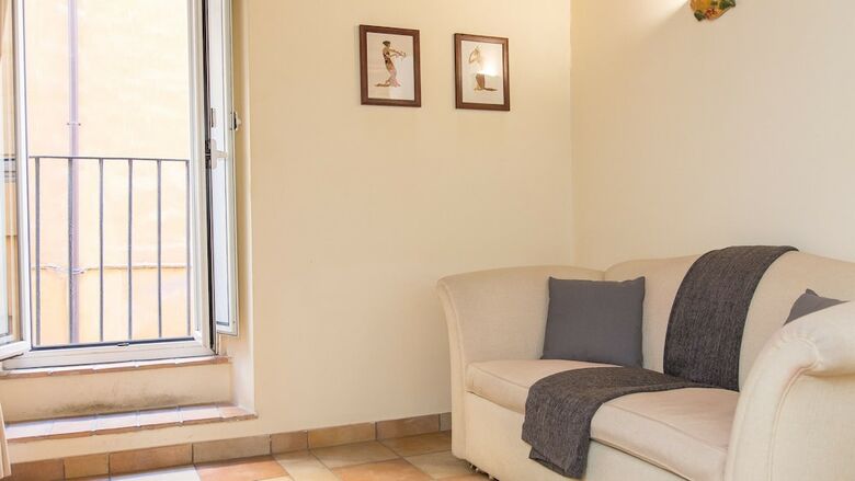 Apartamento Rental In Rome Falegnami