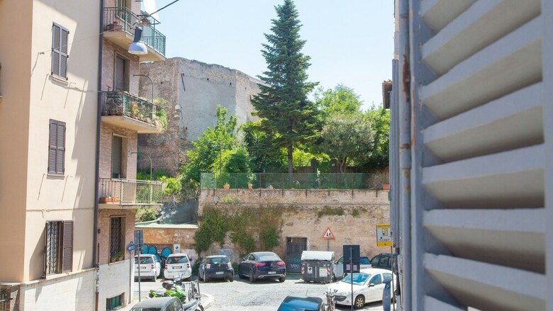 Apartamento Rental In Rome Marco Aurelio