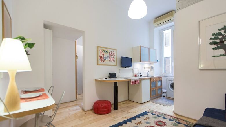 Apartamento Rental In Rome Pompeo Magno