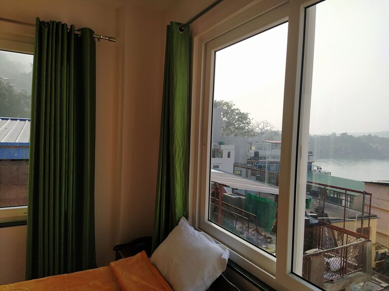 Hotel The Raja Palace