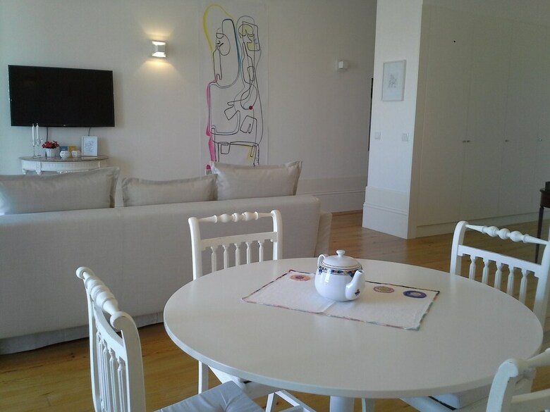 Apartamentos Live Porto & Douro - Duque Loul� IV