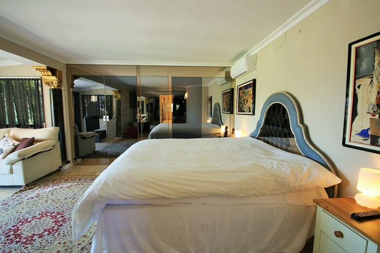 Stunning Puerto Banus Sea View Villa
