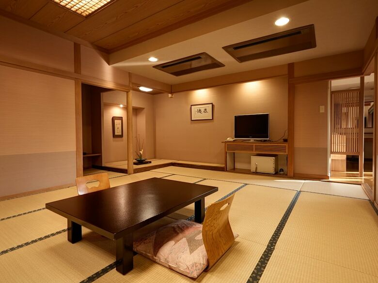 Hotel Sansenkaku