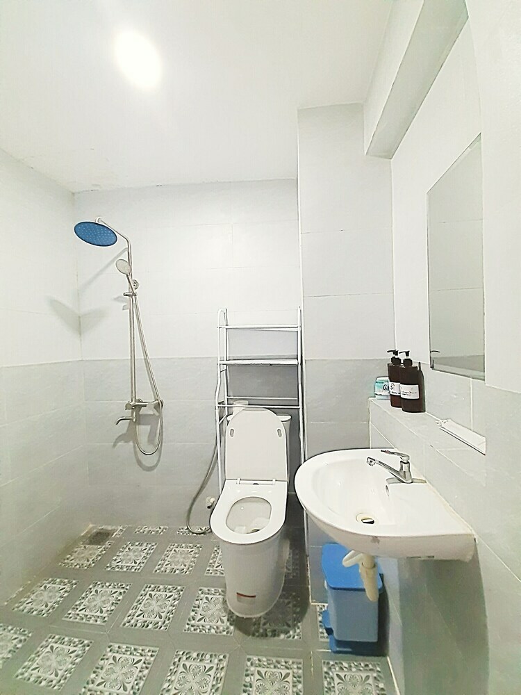 Hostal Ba Sao Hotel - Hostel