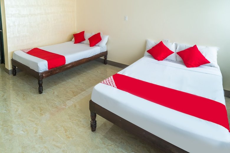 Hotel Pvc Arrs Tourist Inn