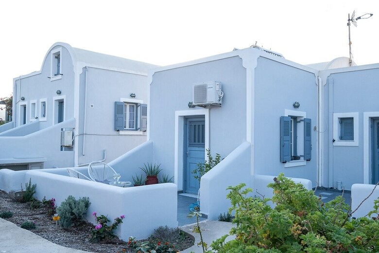 Paradise Traditional Cycladic House