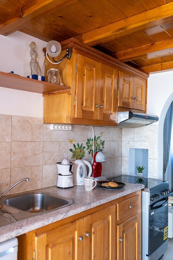 Paradise Traditional Cycladic House
