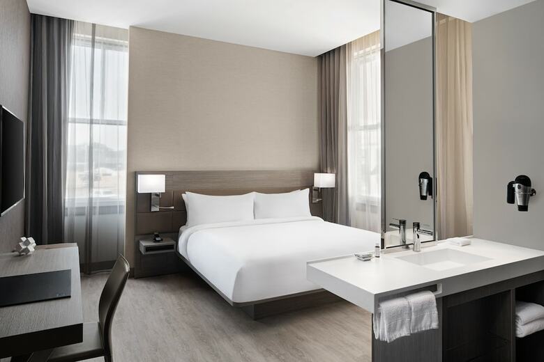 AC Hotel By Marriott Little Rock Downtown