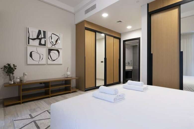 Homely 1br Apartment @ Priv� Living, Arjan