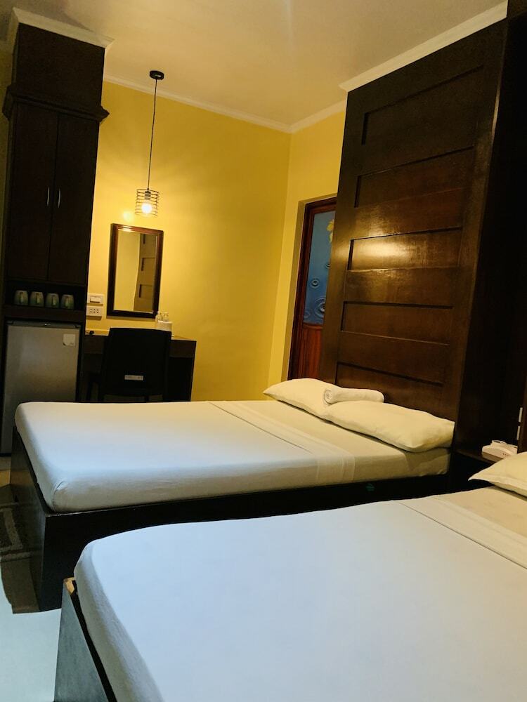 Hotel Vicente Aguirre Rooms
