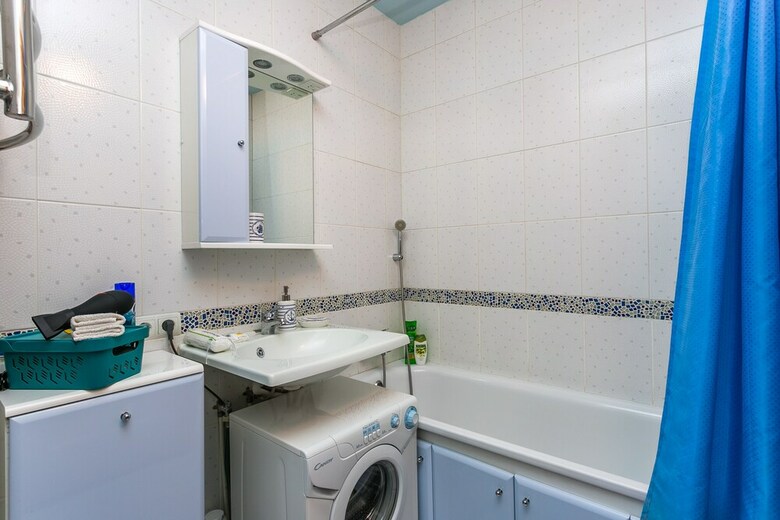 Apartment On Bolshaya Spasskaya 6-1