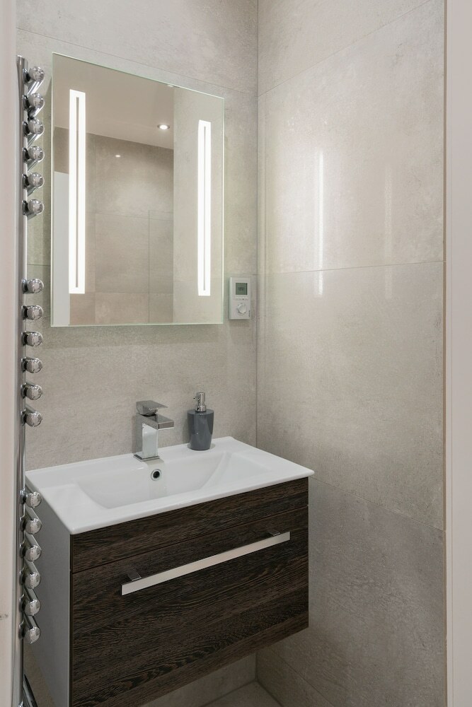 Hotel Stylish Executive Apartment In Reading