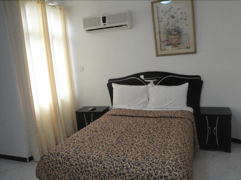 Aparthotel Golden Coast Hotel