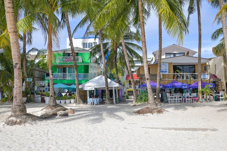 Hotel One Azul