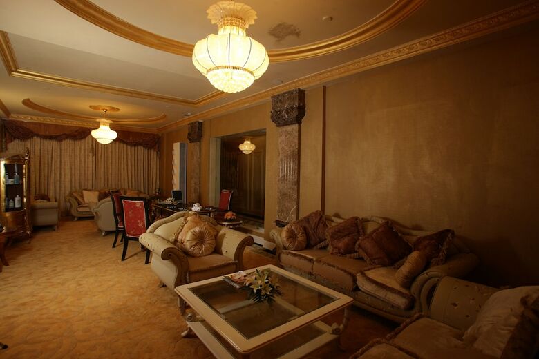 Hotel Imperial Grand Palace