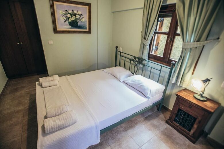 Hotel Guesthouse Ellis