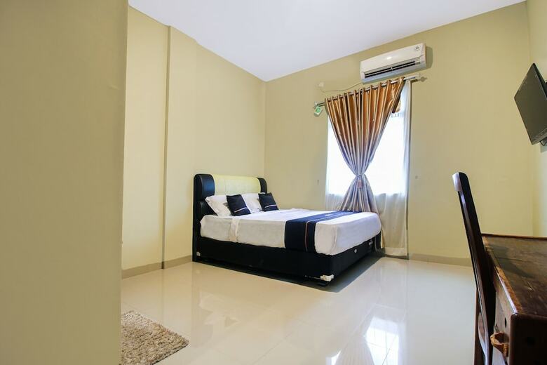 Hostal Oyo 2659 B'rasco Homestay