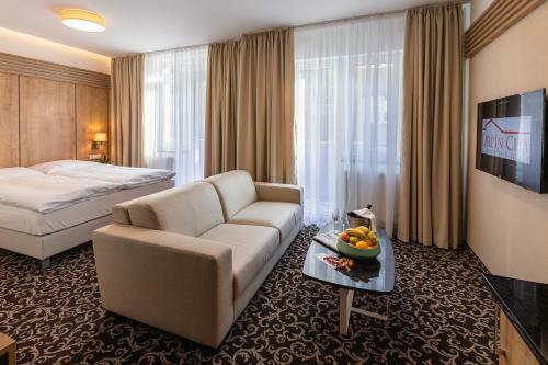 Aparthotel Urp��n City Residence