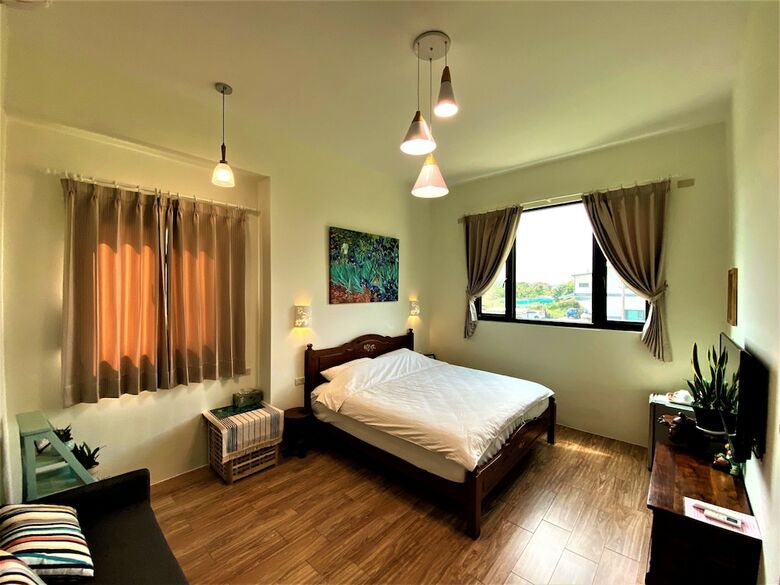 Hotel 1969 Meters Square Seed B&B