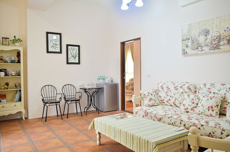 Hotel 1969 Meters Square Seed B&B