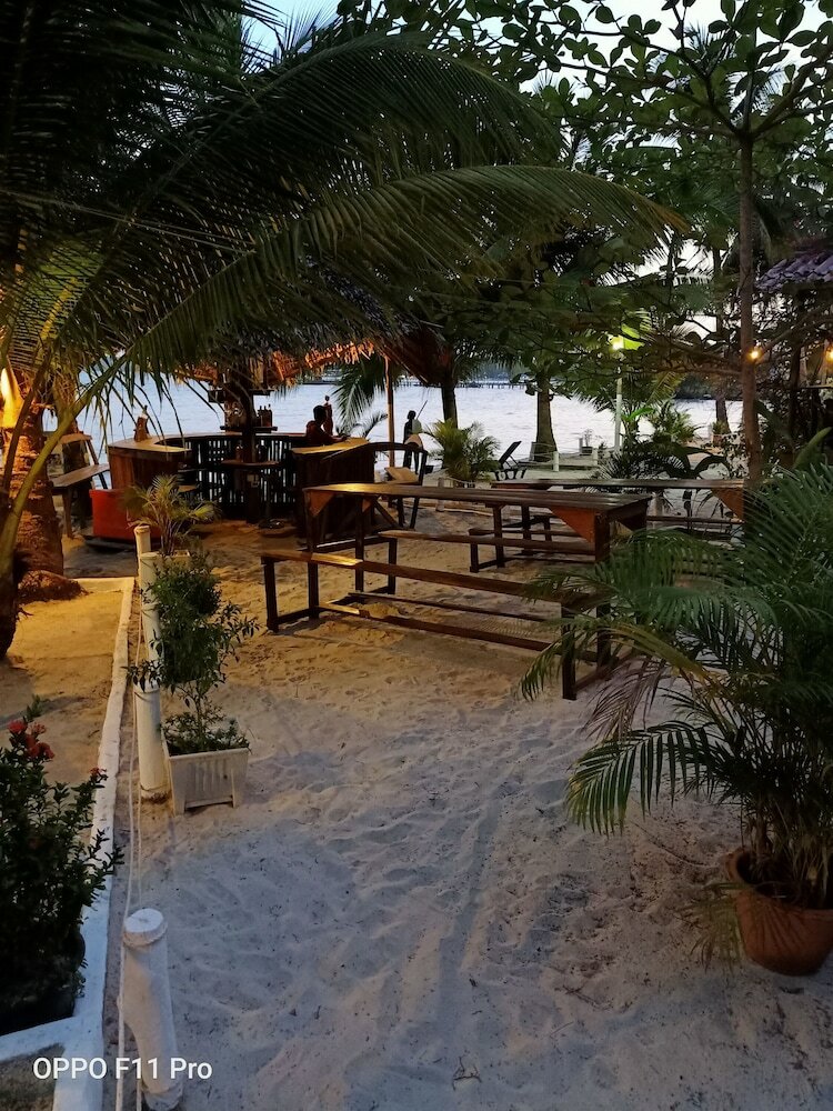 Hotel Freedom Bungalow Koh Rong Saloem