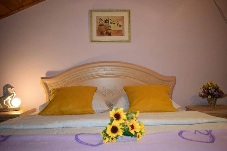 Hotel Guesthouse Lago & Wine Cellar