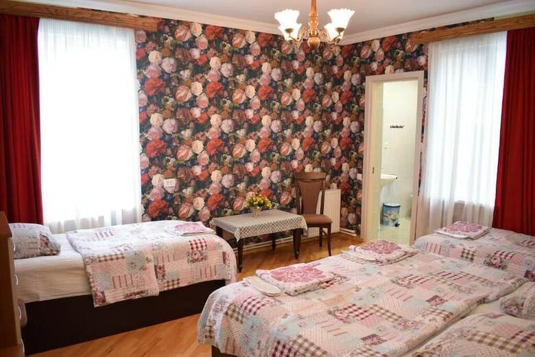 Hotel Guesthouse Lago & Wine Cellar