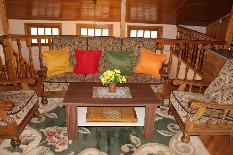 Hotel Guesthouse Lago & Wine Cellar
