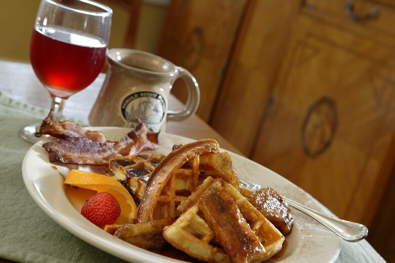 Ashton's Bed And Breakfast