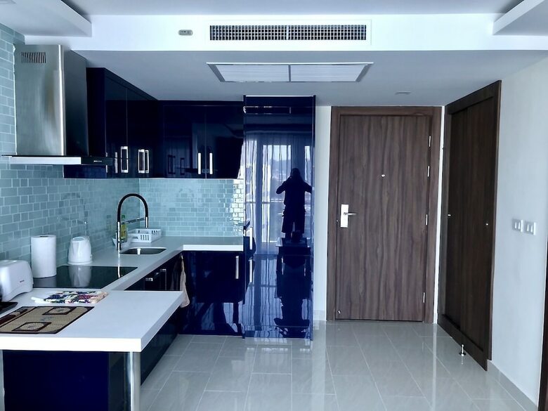 Luxury Apartments In Grand Avenue