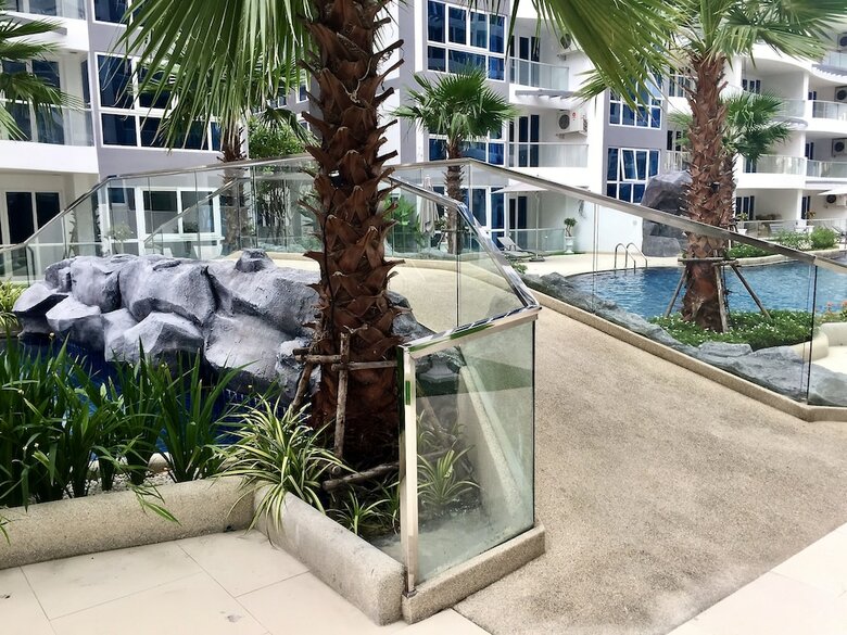 Luxury Apartments In Grand Avenue