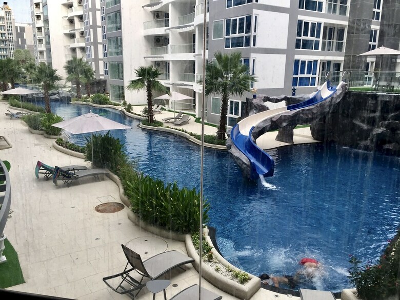 Luxury Apartments In Grand Avenue