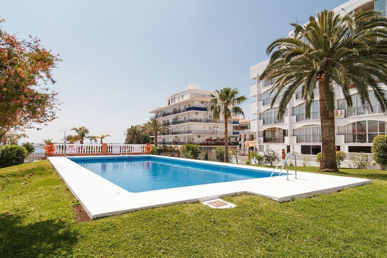 Carabeo 50 Apartments Casasol
