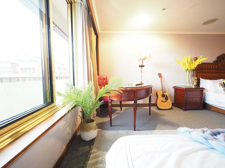 Hotel Capital Family