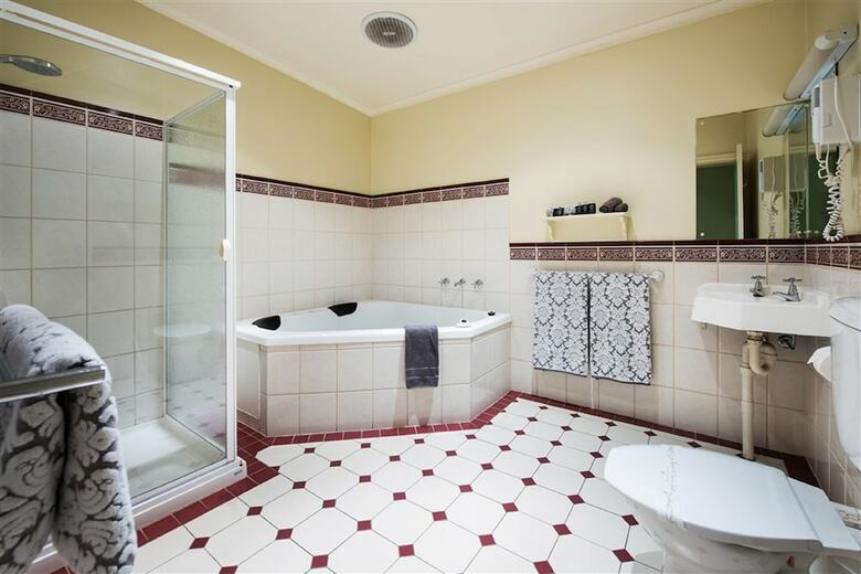 Castlemaine Colonial Motel