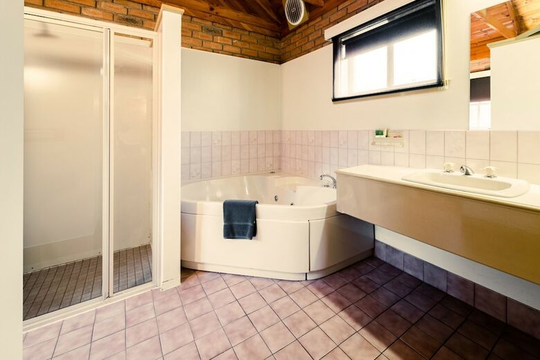 Castlemaine Colonial Motel