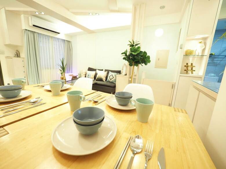 Apartamentos Next To Linjiang Night Market