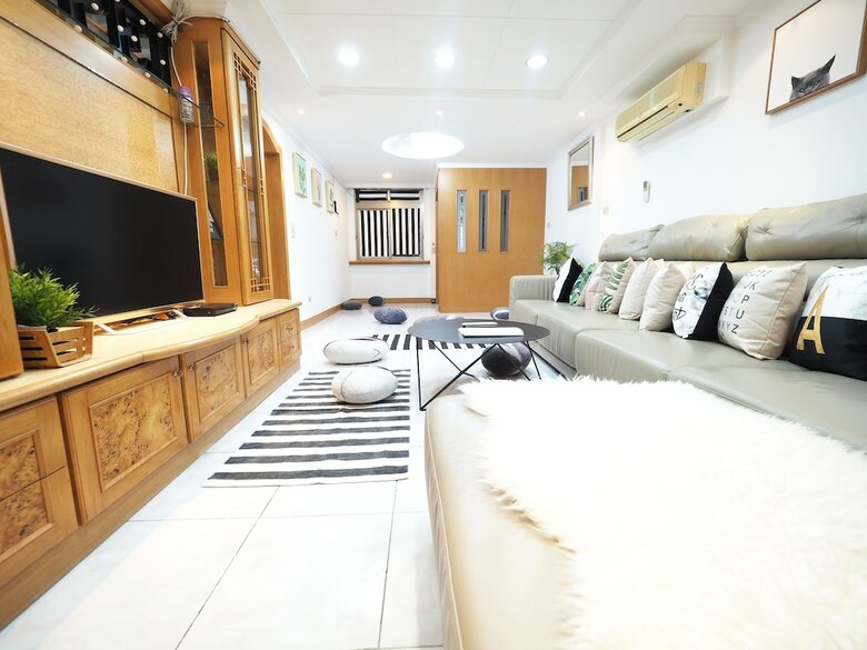 Apartamentos Next To Linjiang Night Market